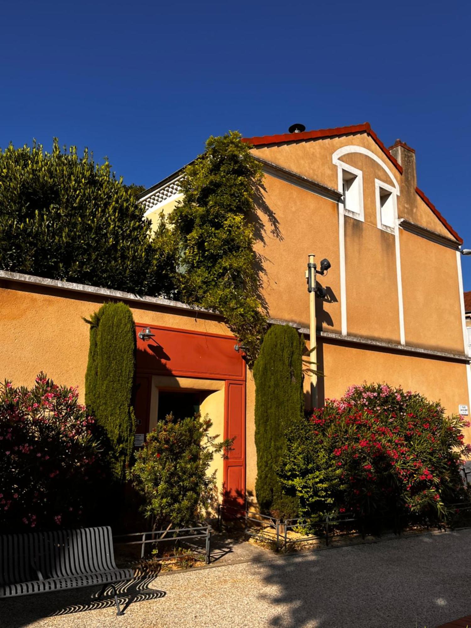 Villa Renee Valence  Exterior photo